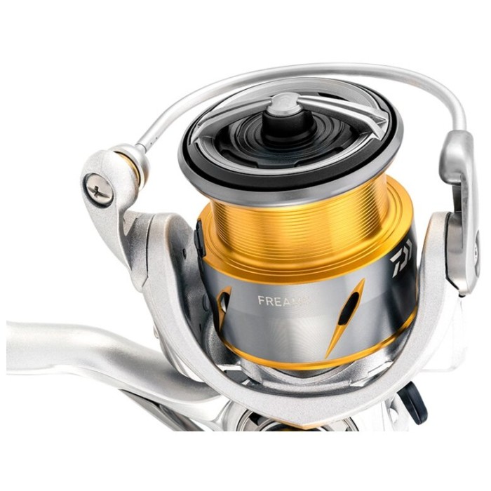 Катушка Daiwa 21 FREAMS LT 3000-C